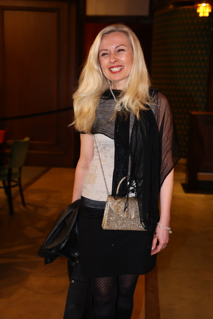 FOTO: Přítelkyně Leoše Nohy. – stránka 21