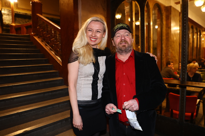 FOTO: Dvojice dorazila na premiéru filmu Nečekané léto. – stránka 18