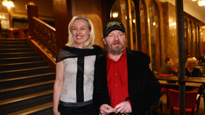 FOTO: Leoš Noha dorazil po boku partnerky.