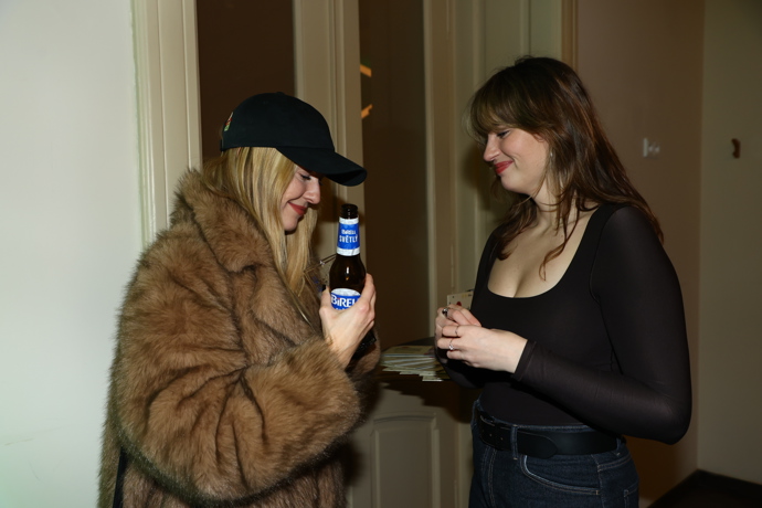 FOTO: Natálie Kotková s Dominikou Haškovou. – stránka 2