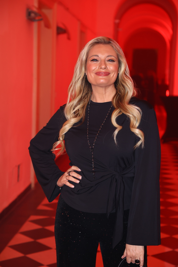 FOTO: Lucie Borhyová byla celá v černé. – stránka 3