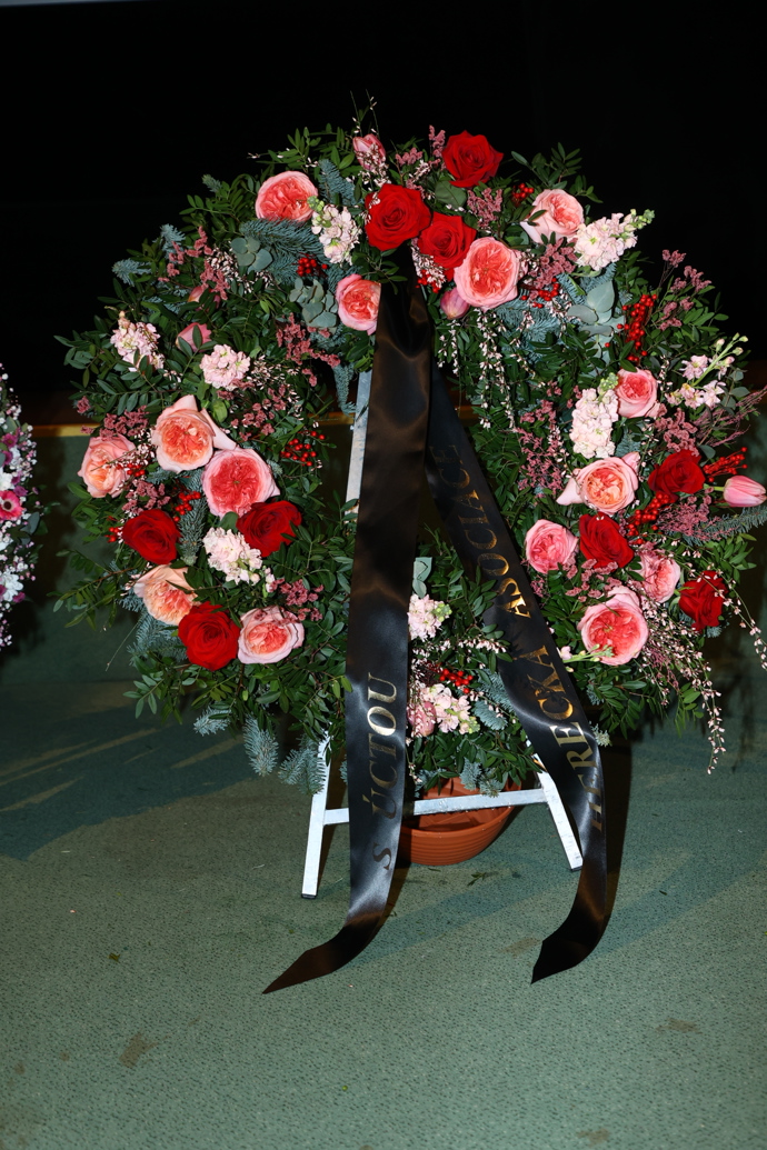 FOTO: Věnce pro Janu Brejchovou. – stránka 14