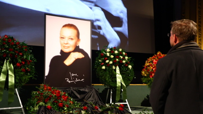 FOTO: Česko se loučí s Janou Brejchovou.