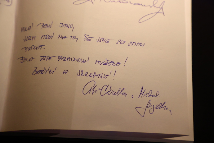 FOTO: Česko se loučí s Janou Brejchovou. – stránka 31