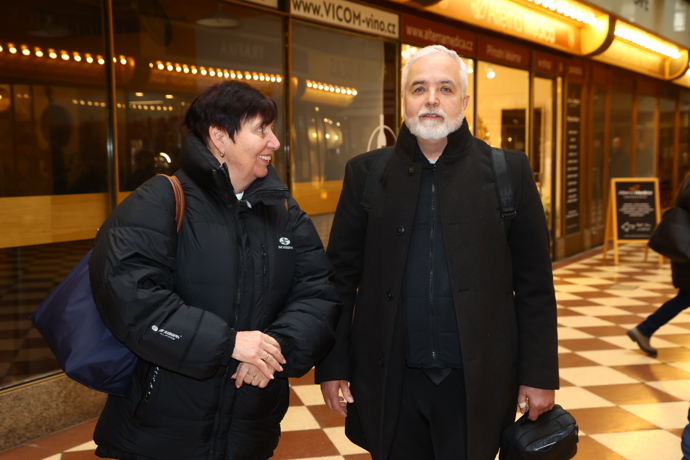 FOTO: Ondřej Kepka přišel dát Janě Brejchové poslední sbohem. – stránka 13