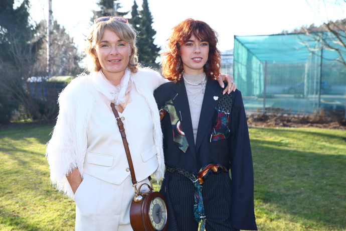 FOTO: Bára Munzarová se svou dcerou Annou. – stránka 9