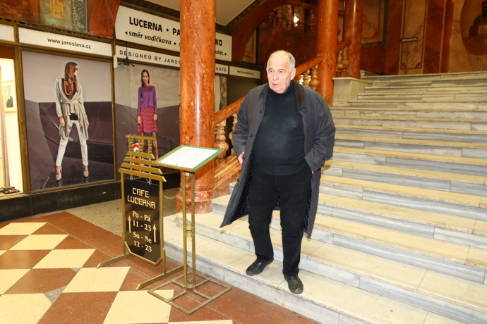 FOTO: Ivan Vyskočil přišel dát sbohem herecké legendě, Janě Brejchové. – stránka 2