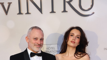 FOTO: Elizabeth Kopecká vyrazila na ples v Intru.