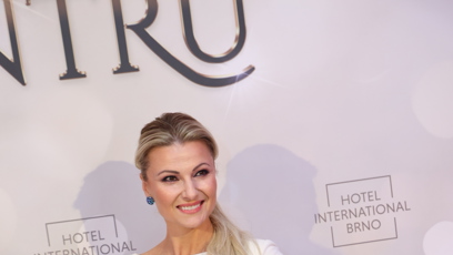 FOTO: Jitka Kocurová na Plesu v Intru.