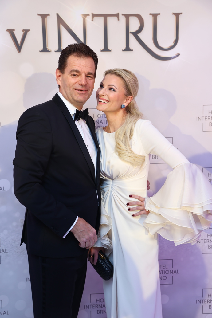 FOTO: Jitka Kocurová s manželem Tomášem Abrahamem. – stránka 2