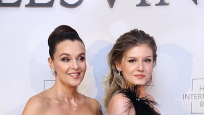 FOTO: Iva Kubelková vzala dceru Natálii Jiráskovou na ples.