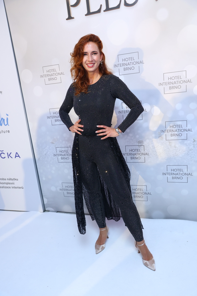 FOTO: Kateřina Janečková vynesla zvláštní model. – stránka 1