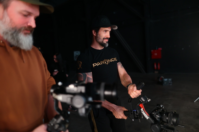 FOTO: Václav Noid Bárta při práci.