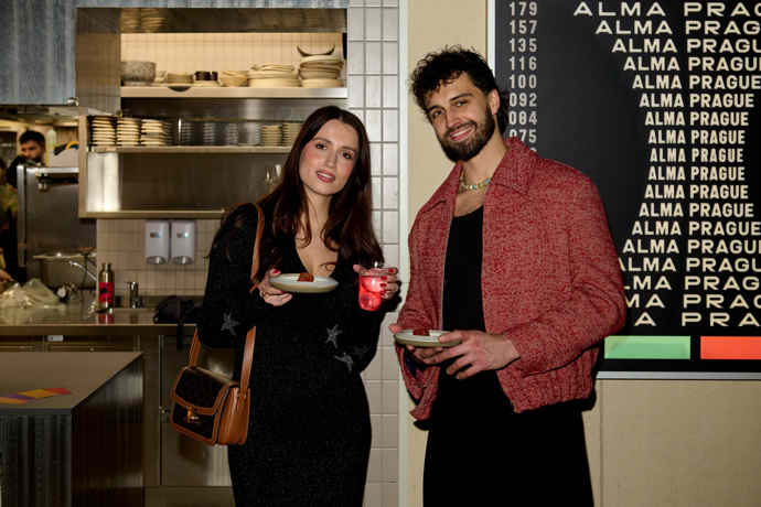 FOTO: Elizabeth Kopecká je velkou milovnicí dobrého jídla. – stránka 3