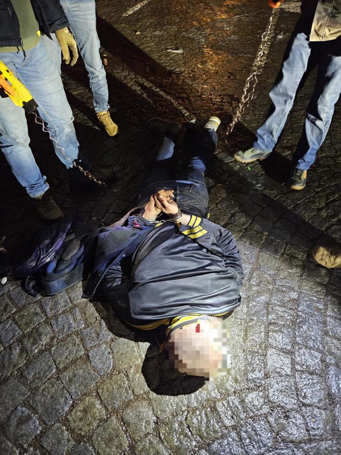 FOTO: Policie řešila únos a vydírání na Náchodsku. – stránka 9