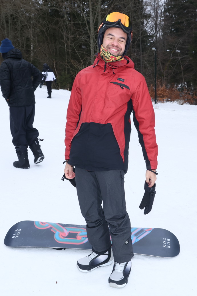 FOTO: Herci absolvovali herci lekci snowboardu. – stránka 13