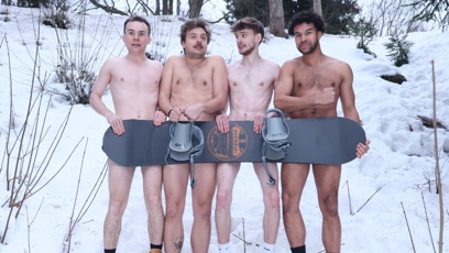 FOTO: Pánové během focení odhodili stud.