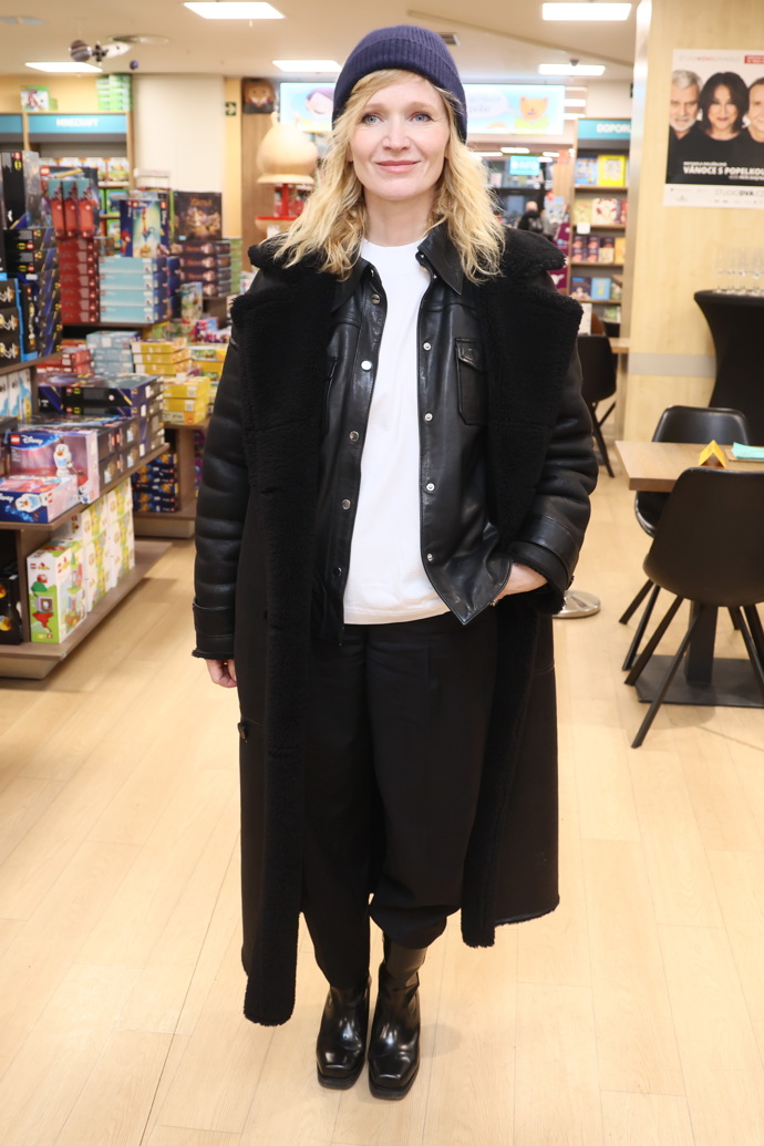 FOTO: Nechyběla ani Aňa Geislerová. – stránka 11