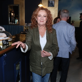 Vynahrazuje si to díky vnoučkovi Toníčkovi.