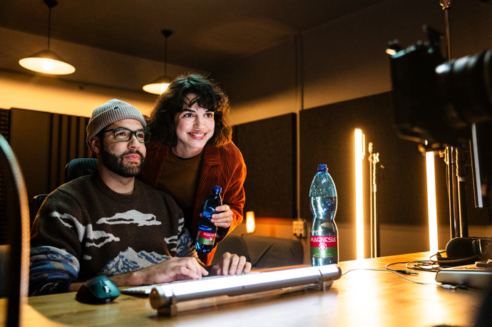 FOTO: Antonie Formanová v hlavní roli. – stránka 464