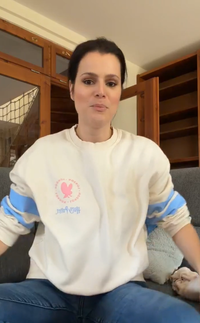 FOTO: Ornella Koktová ve svém novém domově. – stránka 18