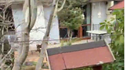 FOTO: Ornella Koktová ukázala ptačí budku.