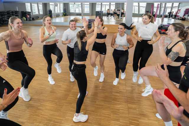 Na jaře nechceme hubnout, chceme mít energii. Zjistěte, proč ženy mění přístup k pohybu