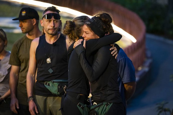 FOTO: Když Chicas ze soutěže vypadly, bylo na nich vidět obrovské zklamání. – stránka 11