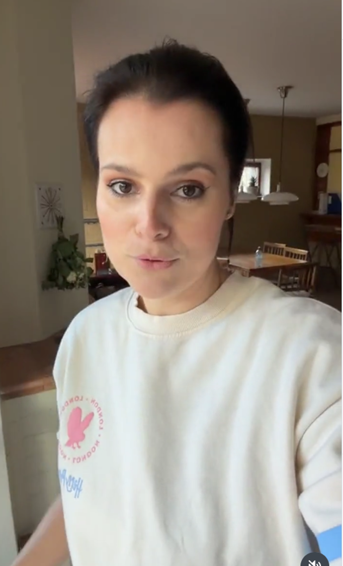 FOTO: Ornella Koktová v novém domě. – stránka 2