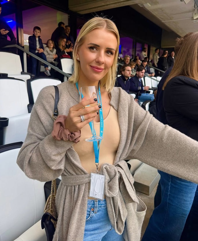 FOTO: Josephine Siw Nelson vytváří pro dánského záložníka Pierra-Emila Højbjerga naprosto dokonalý a fungující domov. – stránka 9