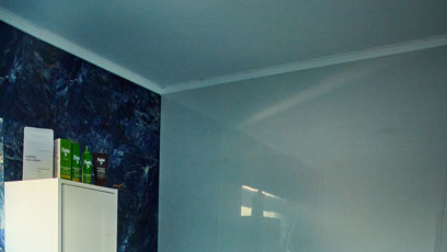 FOTO: Jedna z koupelen má i vanu.