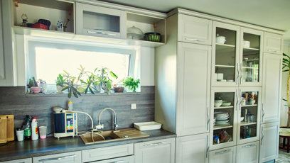 FOTO: Hana Kynychová ukázala prostornou kuchyň.