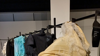 FOTO: Výstava Projekt: Dress Code v Domě umění v Ústí nad Labem.