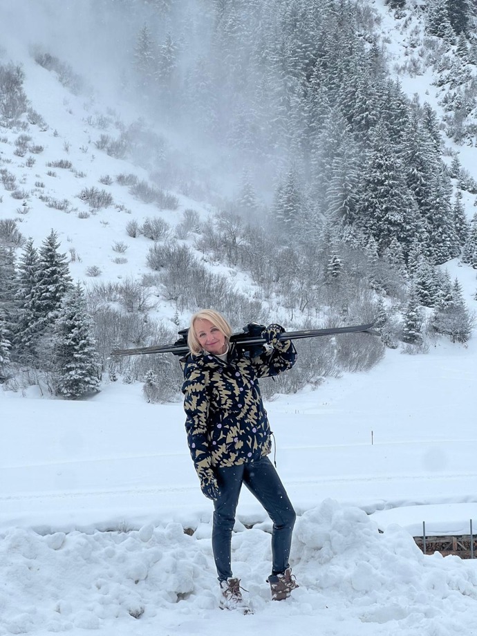 FOTO: Veronika Žilková tráví čas na horách se scenáristou Ivanem Hubačem. – stránka 10