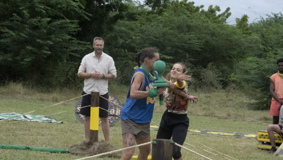 FOTO: Alžběta Levínská a Johana Nováčková během souboje o odměnu.