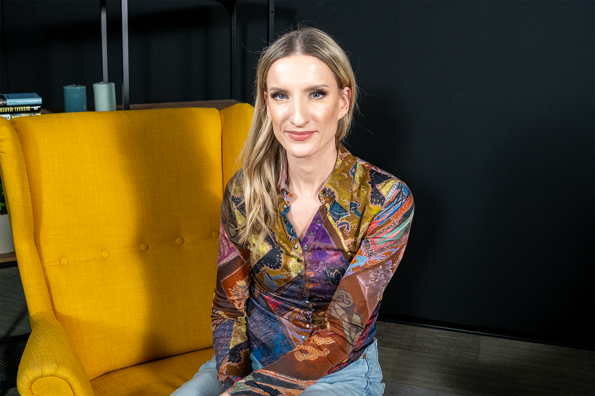 Extra host Adela Vinczeová foto 01