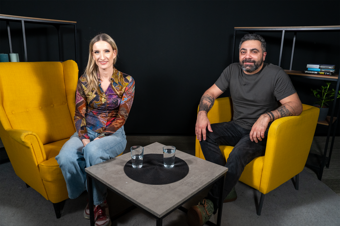 FOTO: Extra host Adela Vinczeová foto 02 – stránka 4