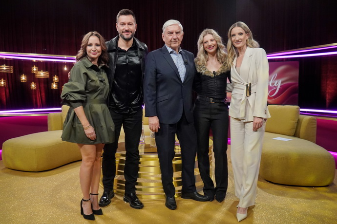FOTO: Pozvaní hosté v talkshow U Adely. – stránka 2