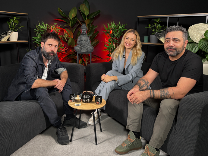 FOTO: Outsider a Insider 11.03 Asian Express Michal Varga 01 – stránka 3