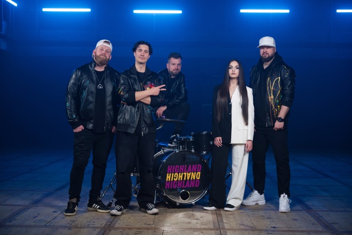 FOTO: Kapela Highland a Sofie Kovářová