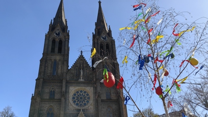 FOTO: Velikonoční trhy v Praze se konají na Náměstí Míru od 21. 3. do 6. 4. 2026.
