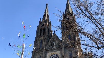 FOTO: Velikonoční trhy v Praze se konají na Náměstí Míru od 21. 3. do 6. 4. 2026.