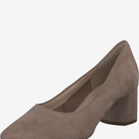 Pohodlné, ale elegantní šedobéžové lodičky po vzoru herečky, které barevně budou ladit právě k ostatním doplňkům, má v nabídce třeba značka Högl, a to za 3999 Kč.