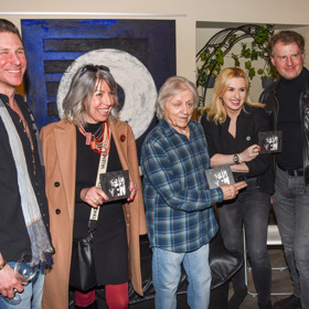  Petr Batěk vydal druhé řadové album s názvem Cesta ven.