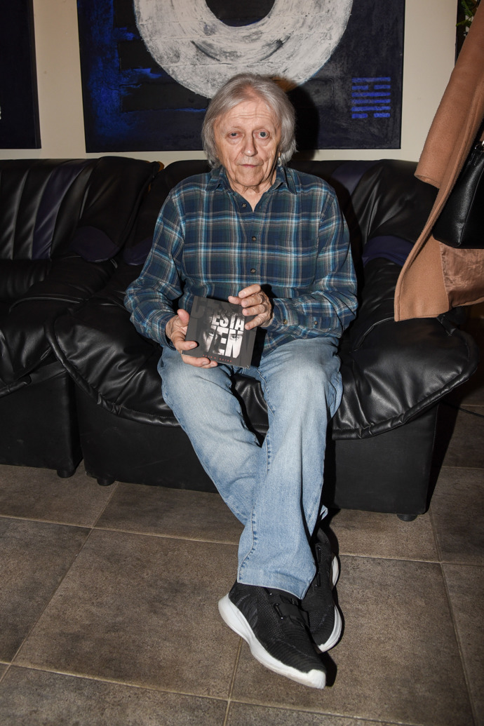 FOTO: Václav Neckář přišel podpořit Petra Baťka. – stránka 16