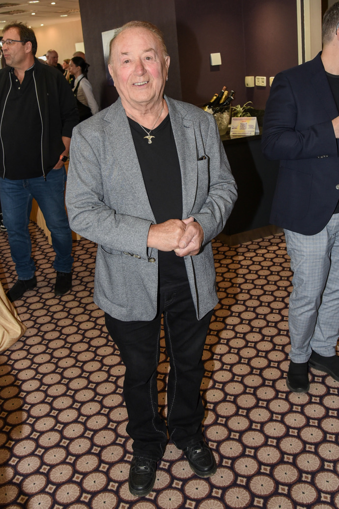 FOTO: Petr Janda na křtu videoklipu pro dobrou věc. – stránka 5