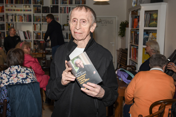 FOTO: Ivan Kraus pokřtil svoji knihu. – stránka 2