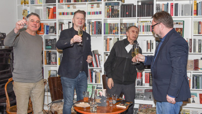 FOTO: Ivan Kraus se svými hosty na křtu nové knihy.