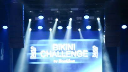 FOTO: Eliška Kukačová během bikini challenge.