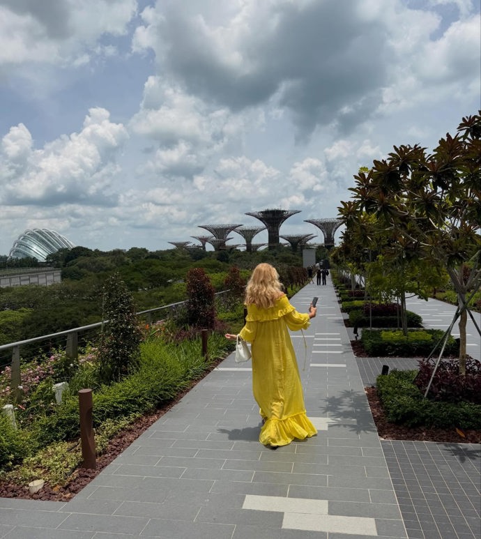 FOTO: Monika Babišová musela neplánovaně odcestovat. – stránka 6